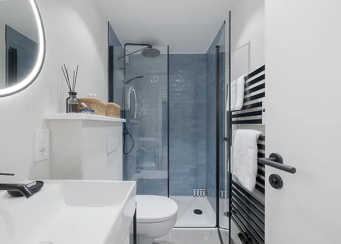 Kajuete #21 Dock 6c *