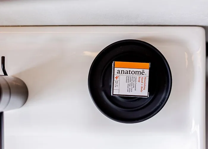 Kajuete #21 Dock 6c *